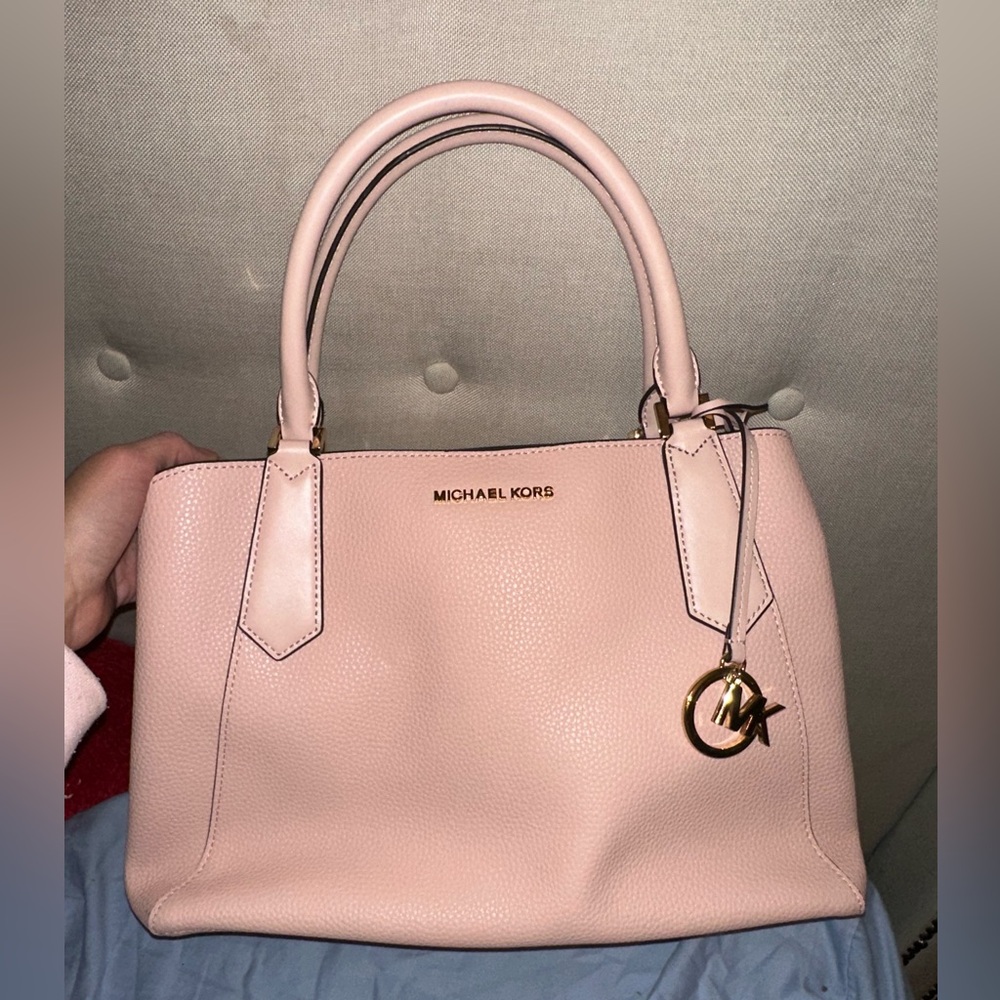 Micheal kors purse